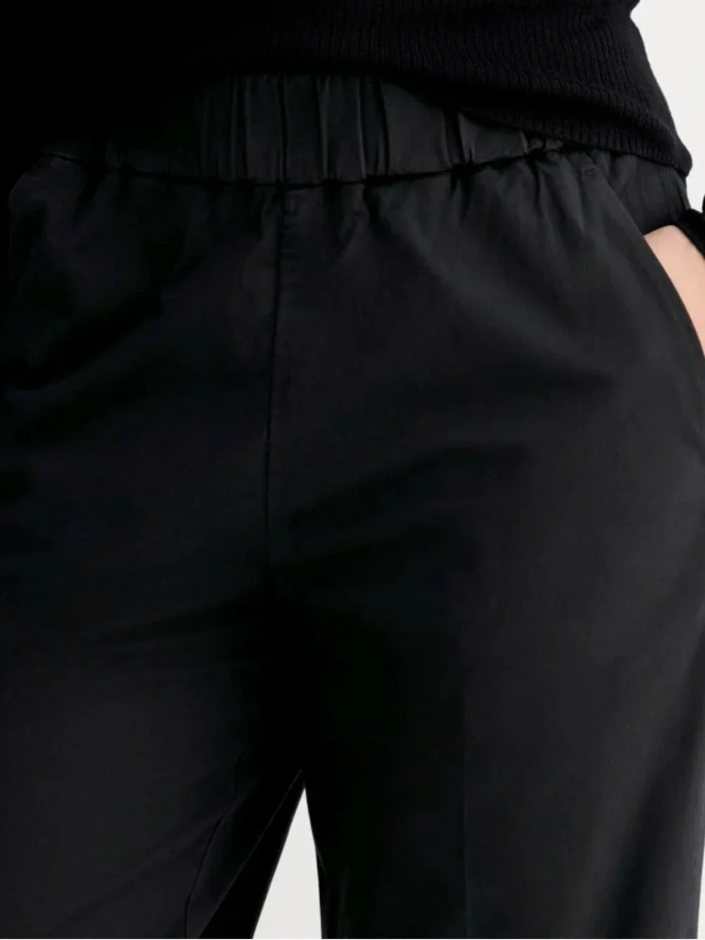 Everlane Easy Pant Black Straight-Leg Trousers - Picture 3 of 5